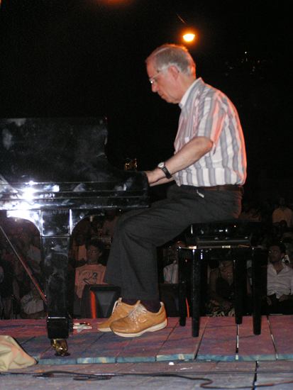 Brescia, dai concerti di Jazz on the Road 2005 a favore dell'ANT (1)