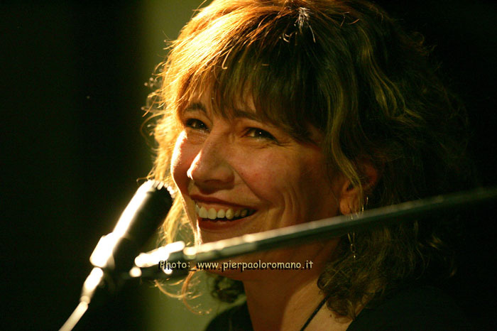 JazzClub dell'Antica Birreria Alla Bornata - 20.03.2006 LAURA FEDELE TRIO Fotografie di PIERPAOLO ROMANO